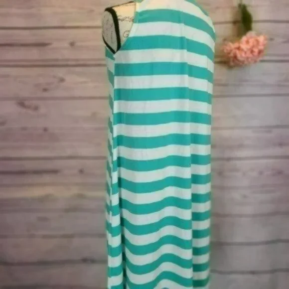 ♡3/$30♡ Striped tunic - Picture 3 of 4